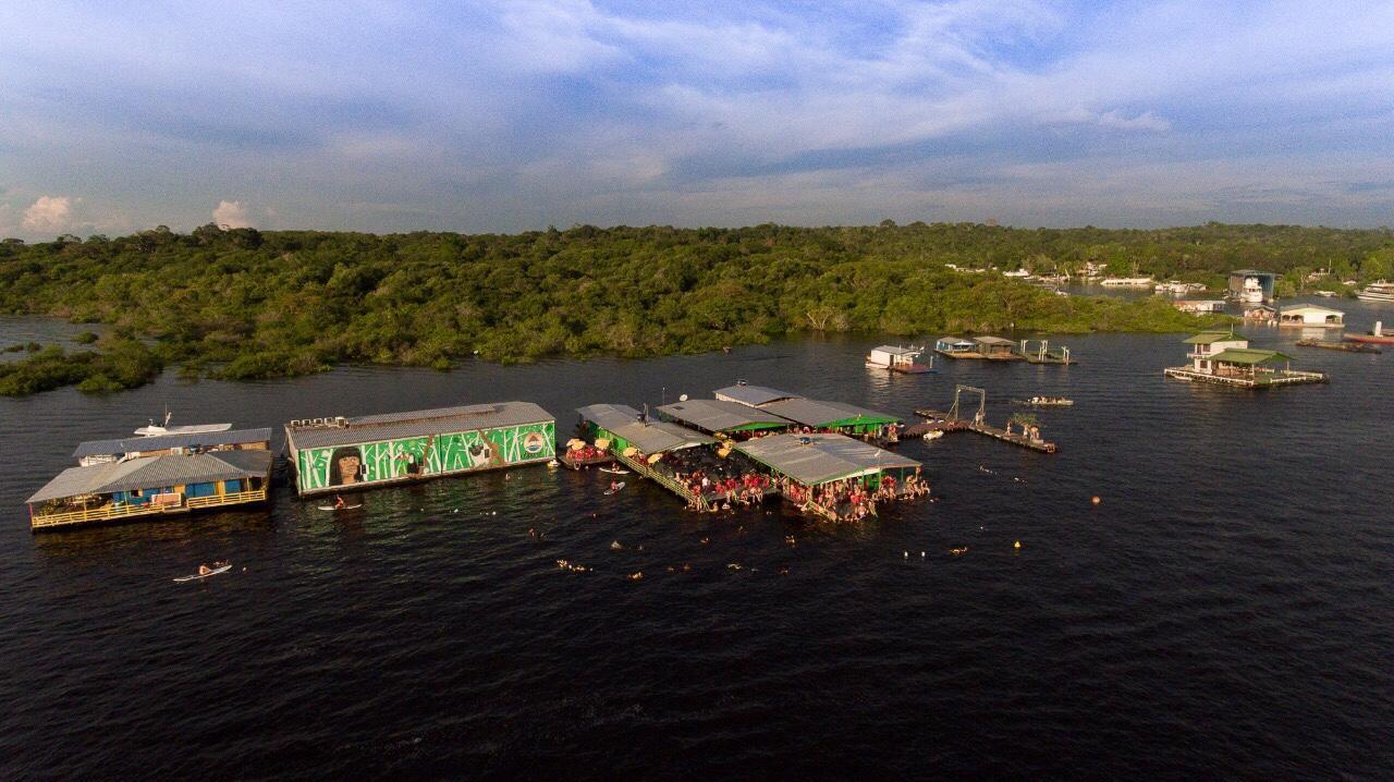 Abare House Floating Hostel Manaus Esterno foto